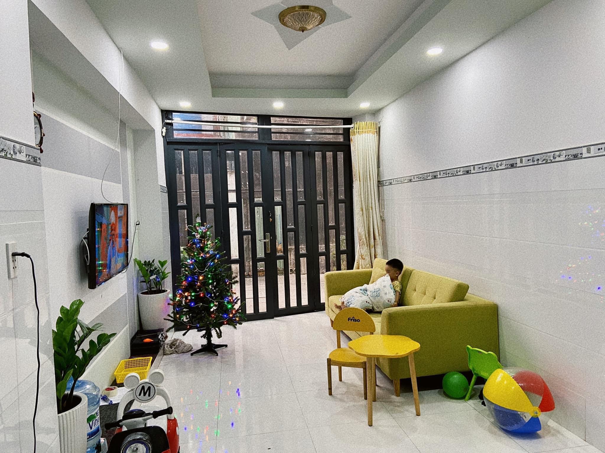 Nhà mới đẹp cực phẩm - khu phân lô đường Nguyễn Oanh-Full NT -nở hậu đẹp chỉ 5.6 tỷ